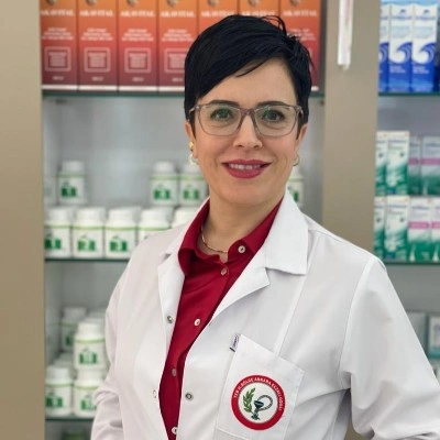http://www.fonksiyonelbeslenmeakademisi.com/wp-content/uploads/2025/10/Homeopat-Eczaci-Reyhan-Aliusta.webp